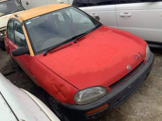 1996 Mazda 121 at Lonsdale