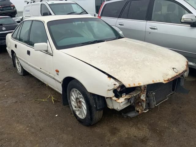 1996 Holden Commodore at Lonsdale