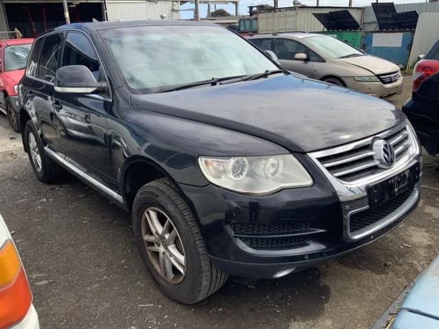 2007 Volkswagen Touareg at Lonsdale