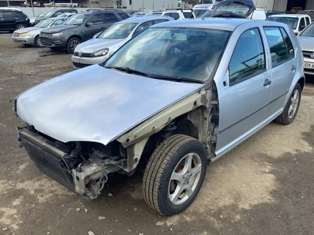 2001 Volkswagen Golf at Lonsdale