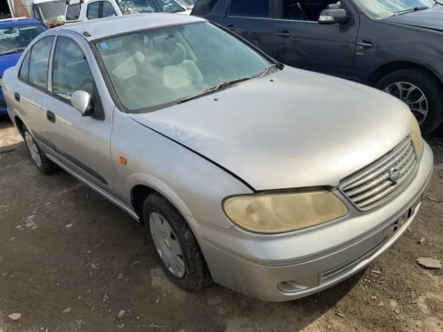 2004 Nissan Pulsar at Lonsdale