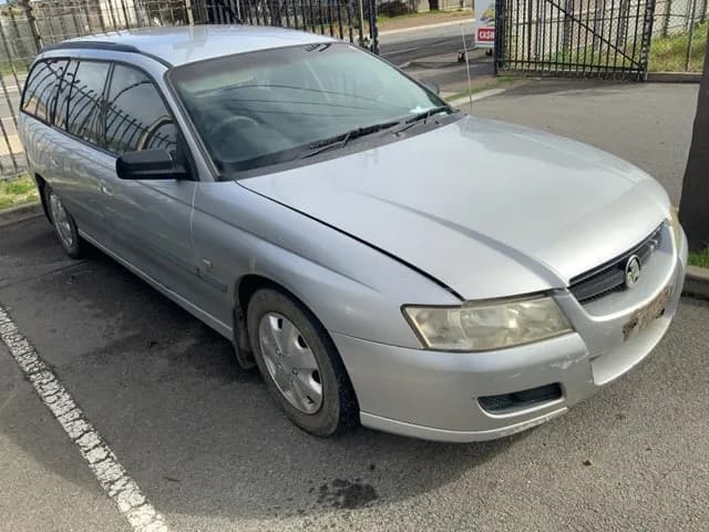 2005 Holden Commodore at Lonsdale