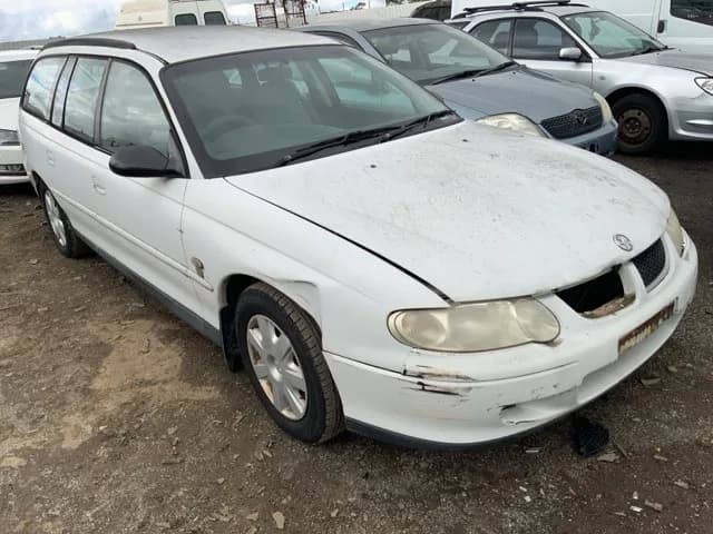 2001 Holden Commodore at Lonsdale