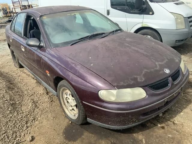 1998 Holden Commodore at Lonsdale