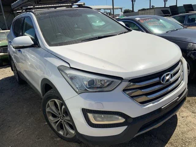 2014 Hyundai Santa Fe at Lonsdale