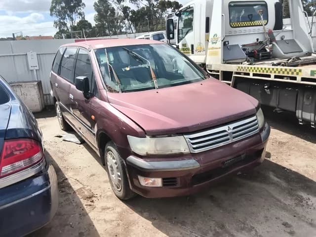 2000 Mitsubishi Nimbus at Elizabeth