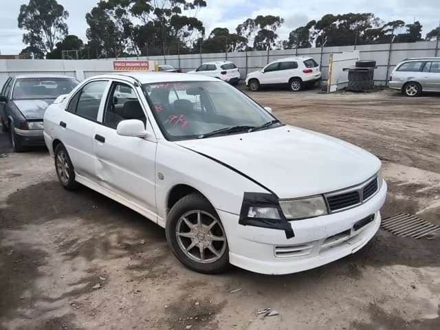 2000 Mitsubishi Lancer at Elizabeth