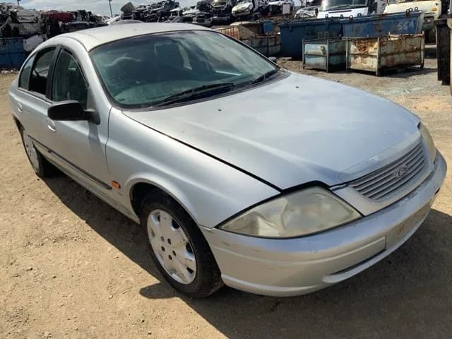2000 Ford Falcon at Lonsdale