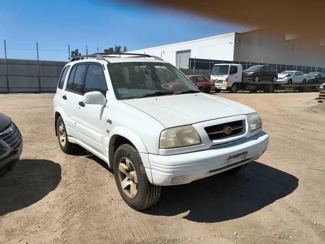 2000 Suzuki Grand Vitara at Elizabeth