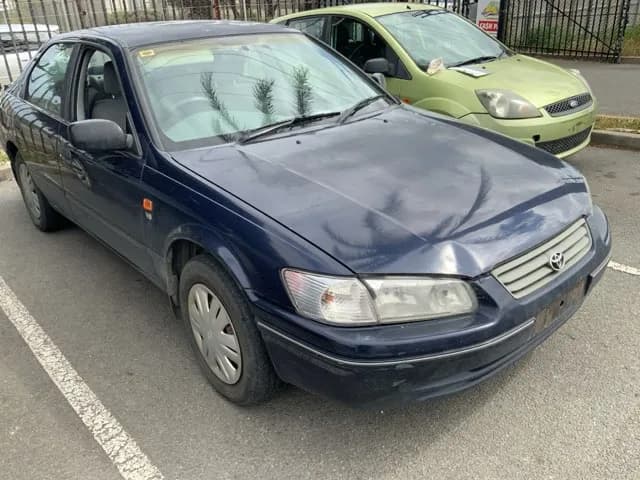 2000 Toyota Camry at Lonsdale