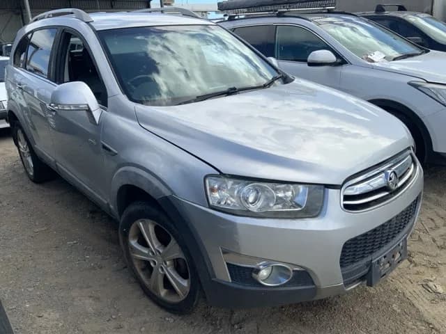 2011 Holden Captiva at Lonsdale
