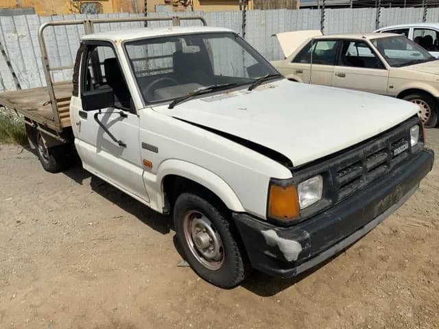 1995 Mazda B2600 at Lonsdale