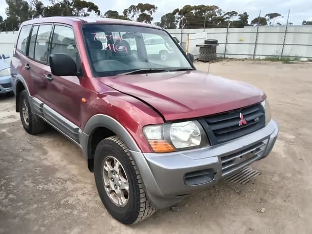 2000 Mitsubishi Pajero at Elizabeth