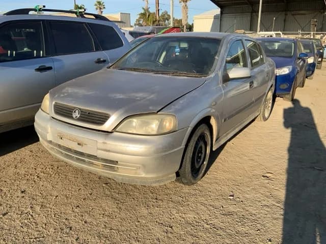 2002 Holden Astra at Lonsdale