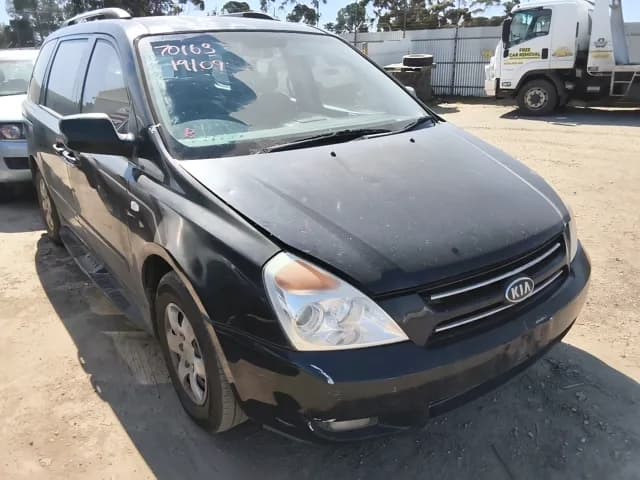 2009 Kia Carnival at Elizabeth