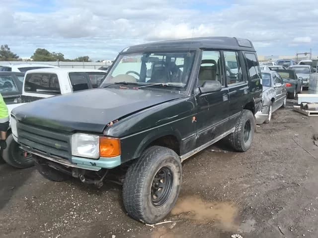 1997 Land Rover Discovery at Elizabeth