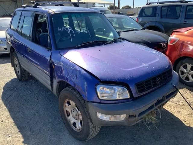 2000 Toyota Rav4 at Lonsdale