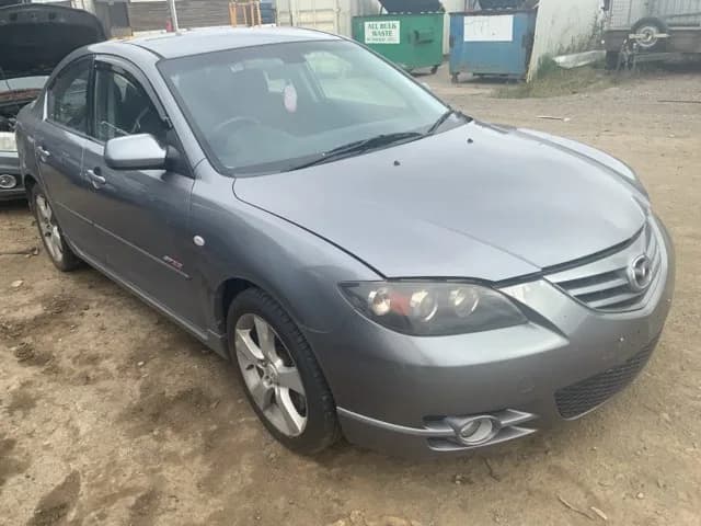 2004 Mazda 3 at Lonsdale
