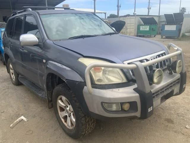 2004 Toyota Prado at Lonsdale
