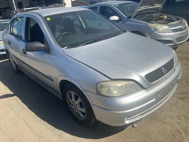 2005 Holden Astra at Lonsdale