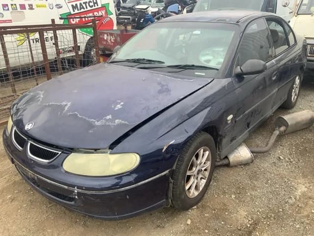 2001 Holden Commodore at Lonsdale