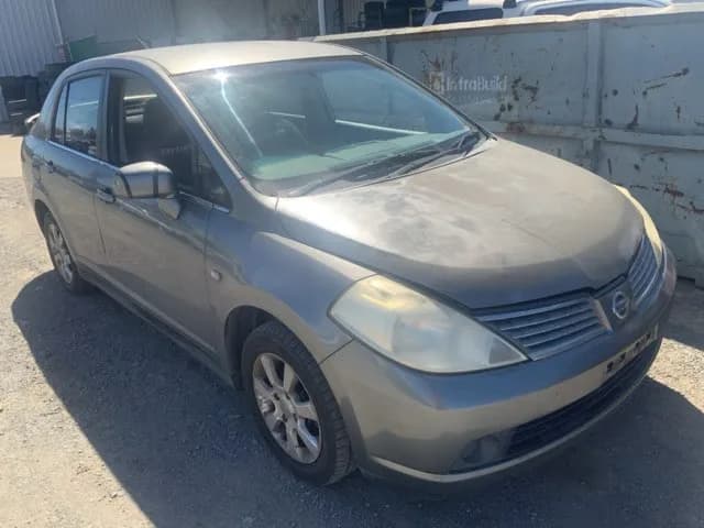 2006 Nissan Tiida at Lonsdale