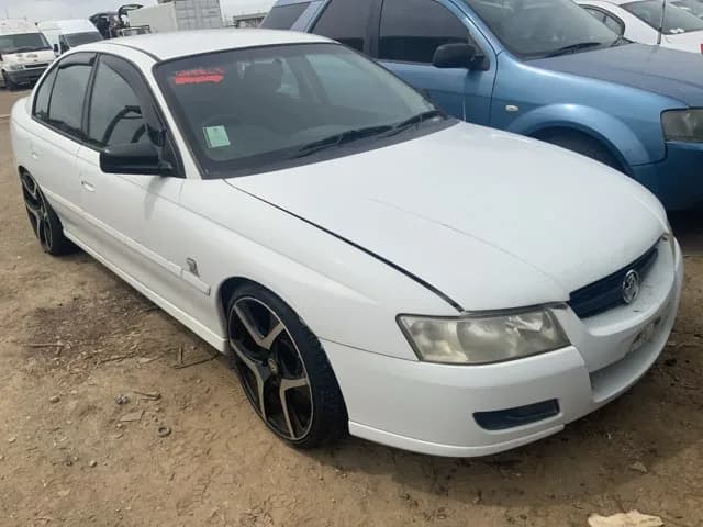 2004 Holden Commodore at Lonsdale