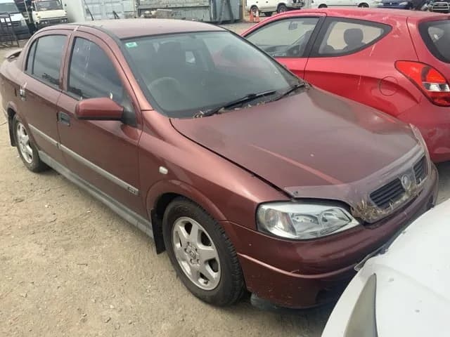 2001 Holden Astra at Lonsdale