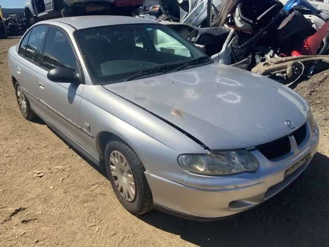 2001 Holden Commodore at Lonsdale